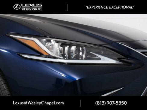 Used 2022 Lexus ES 350 w/ Accessory Package 2 FWD image 3