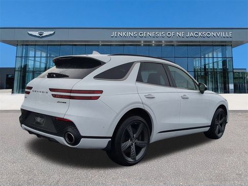 Used 2025 Genesis GV70 3.5T Sport w/ Sport Advanced Package image 3