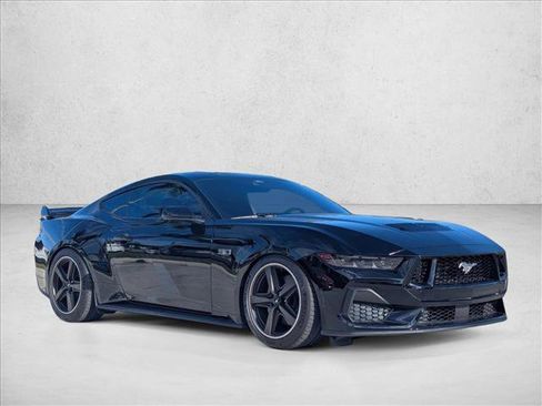 Used 2025 Ford Mustang GT image 3