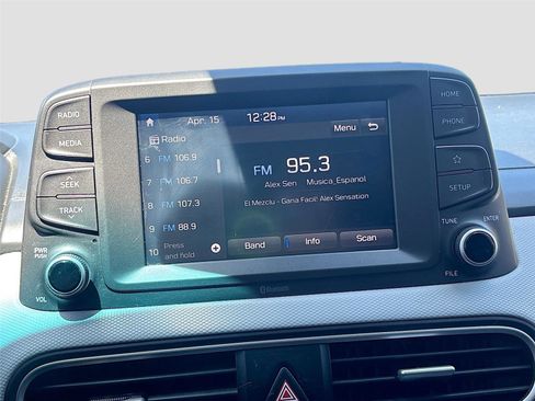 Used 2020 Hyundai Kona SE image 14