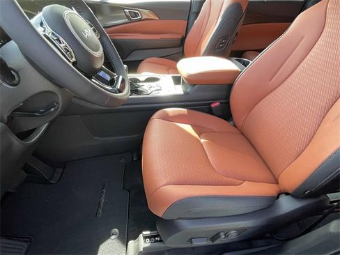 New 2026 Kia Carnival SX Prestige image 17