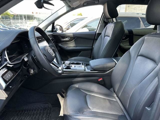 Used 2023 Audi Q7 3.0T Premium w/ Convenience Package AWD/4WD image 15