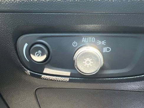 Used 2025 Buick Encore GX Preferred FWD image 21