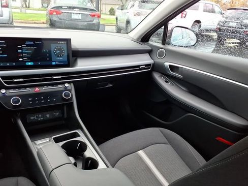 Used 2026 Hyundai Sonata Blue FWD image 16