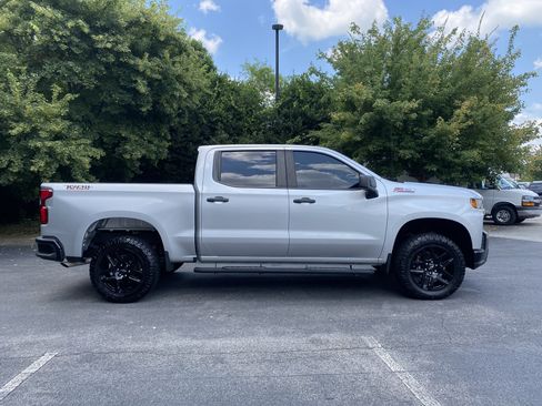 Used 2022 Chevrolet Silverado 1500 Custom Trail Boss w/ Safety Confidence Package AWD/4WD image 10