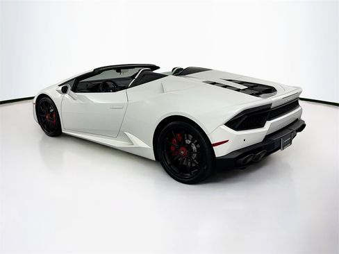 Used 2019 Lamborghini Huracan LP 580-2 image 7