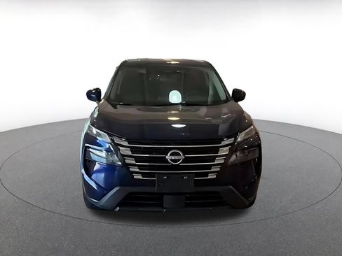 Used 2026 Nissan Rogue SV AWD/4WD image 4