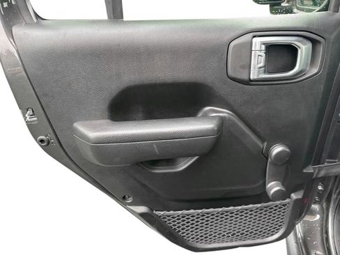Used 2023 Jeep Wrangler Unlimited Sport AWD/4WD image 27