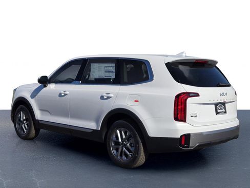 New 2025 Kia Telluride LX image 11