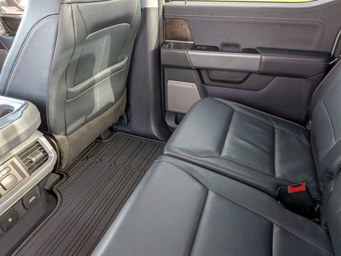 Used 2023 Ford F150 Lariat w/ Equipment Group 502A High image 33