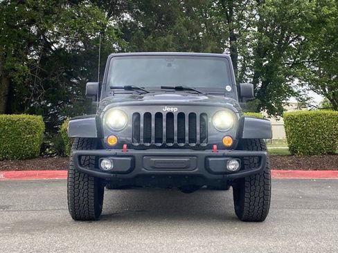 Used 2016 Jeep Wrangler Unlimited Rubicon AWD/4WD image 13