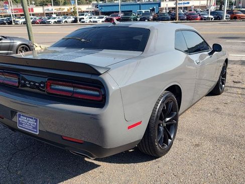 Used 2017 Dodge Challenger R/T Plus RWD image 3