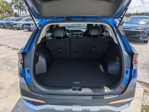Certified 2024 Kia Sportage EX FWD image 12