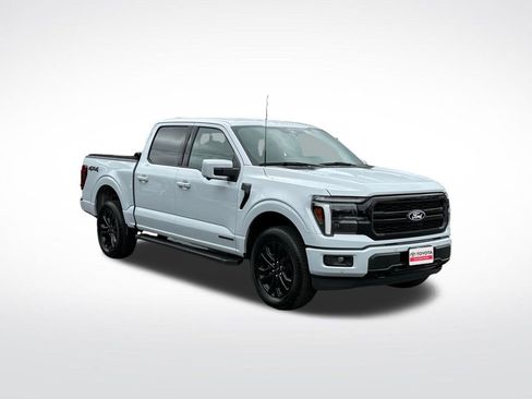 Used 2025 Ford F150 Lariat w/ Equipment Group 501A Mid image 8