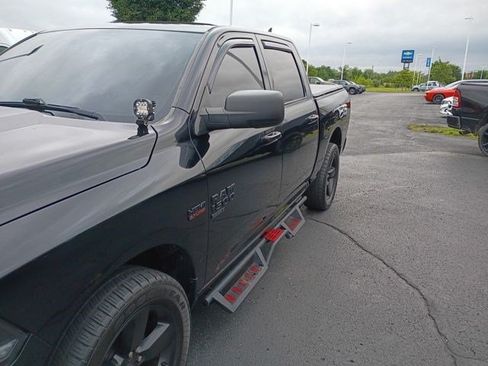 Used 2019 RAM 1500 Lone Star RWD image 6