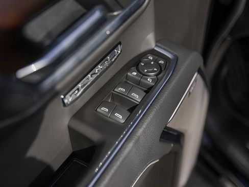 Used 2025 GMC Sierra 1500 Denali image 25