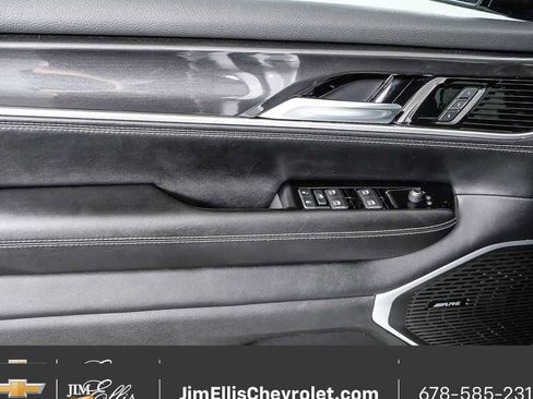 Used 2023 Jeep Wagoneer 2WD w/ Convenience Group I image 7