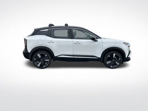 New 2026 Nissan Kicks SR w/ Illumination Package image 6