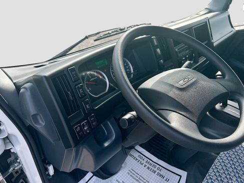 Used 2023 Chevrolet Low Cab Forward 5500XD RWD image 9