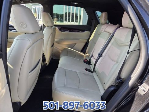 Used 2017 Cadillac XT5 Premium Luxury w/ LPO, Wheel Lock Package AWD/4WD image 10