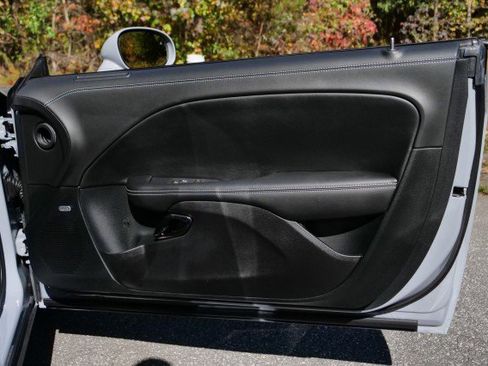 Used 2022 Dodge Challenger SRT Hellcat image 39