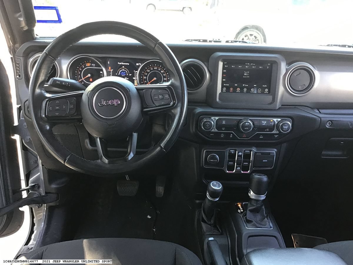 Used 2021 Jeep Wrangler Unlimited Sport AWD/4WD image 12