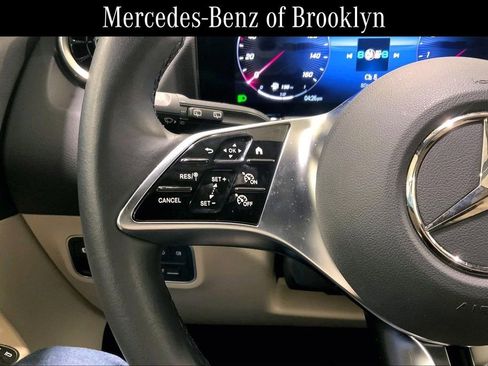 Certified 2025 Mercedes-Benz GLA 250 4MATIC image 23