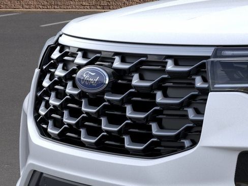 New 2026 Ford Explorer Platinum RWD image 17