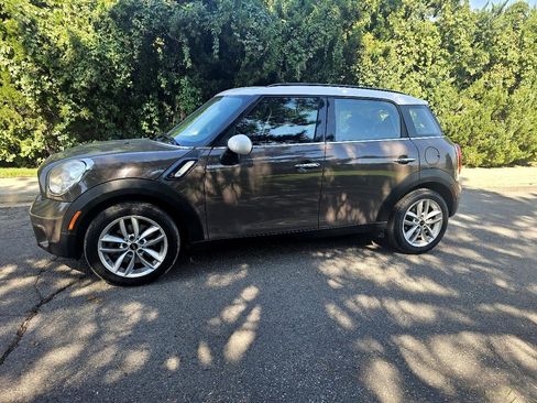 Used 2014 MINI Cooper Countryman S image 1