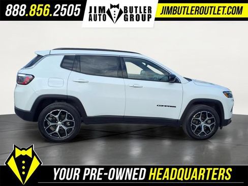 Used 2024 Jeep Compass Latitude w/ Altitude Special Edition AWD/4WD image 24