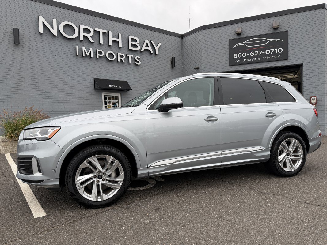 Used 2023 Audi Q7 2.0T Premium w/ Convenience Package AWD/4WD image 1