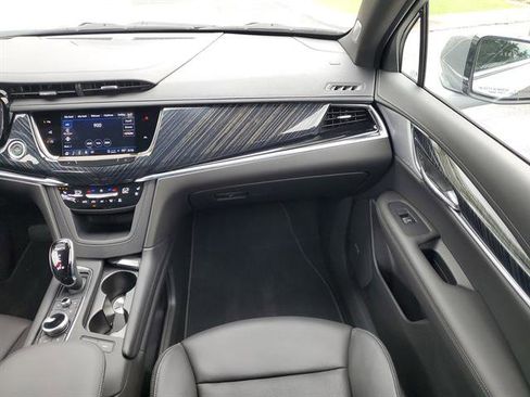 Certified 2023 Cadillac XT6 Premium Luxury w/ Technology Package image 20