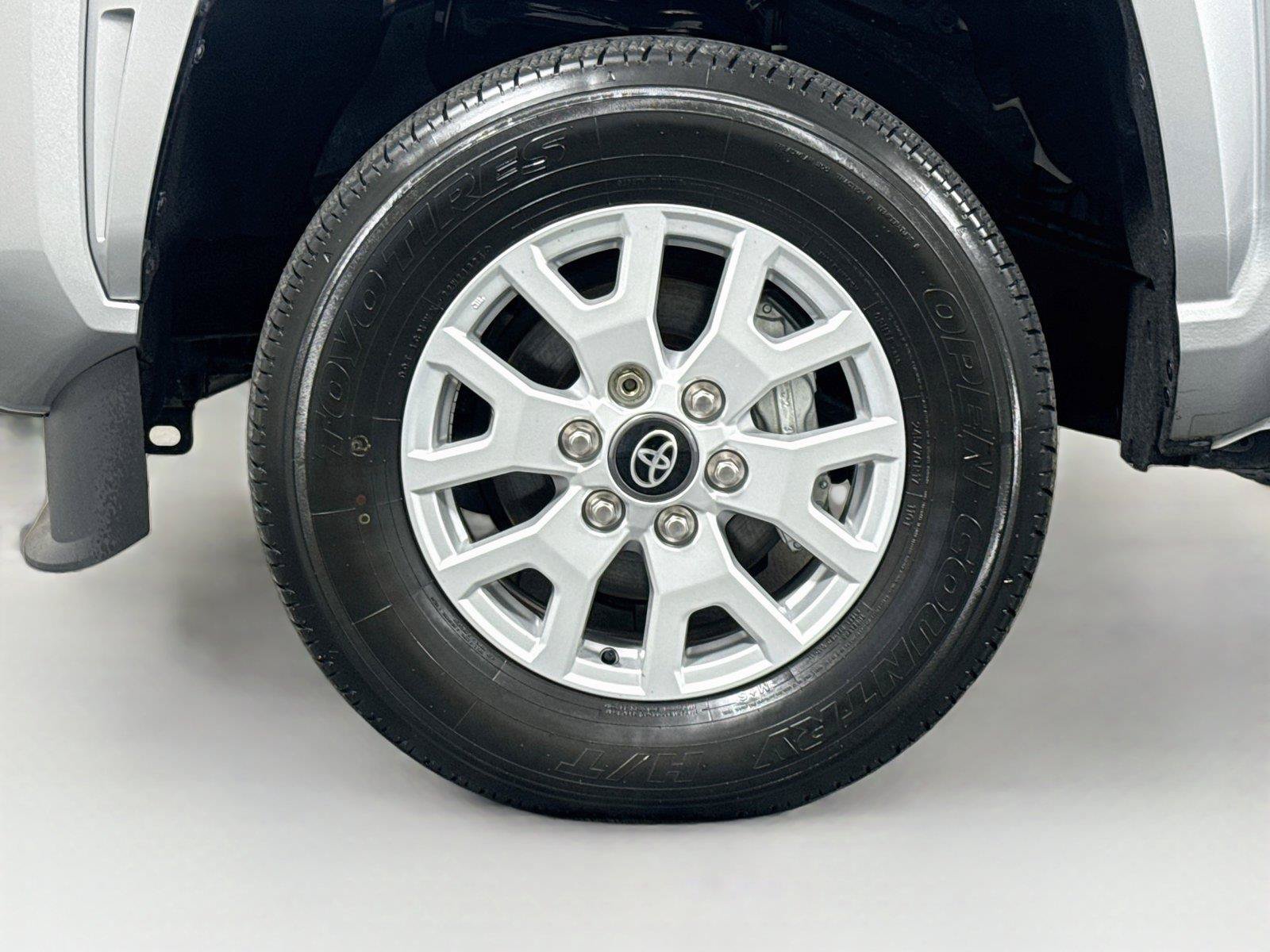 Used 2024 Toyota Tacoma SR5 RWD image 35
