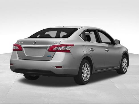 Used 2014 Nissan Sentra SV FWD image 2