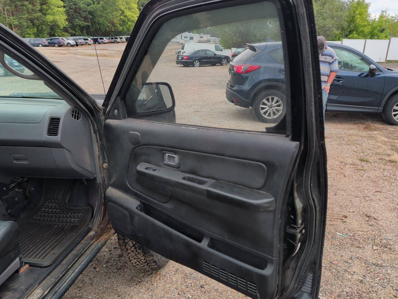 Used 2001 Nissan Xterra SE AWD/4WD image 29