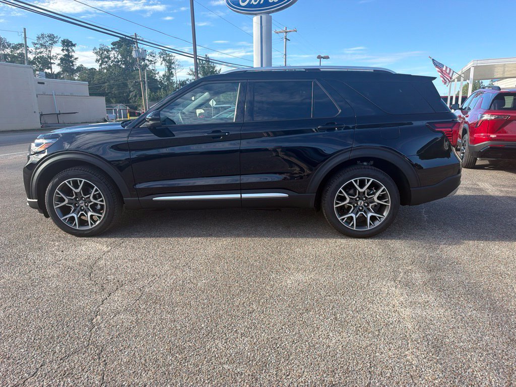 New 2027 Ford Explorer Platinum w/ 3.0L Ultimate Package AWD/4WD image 8