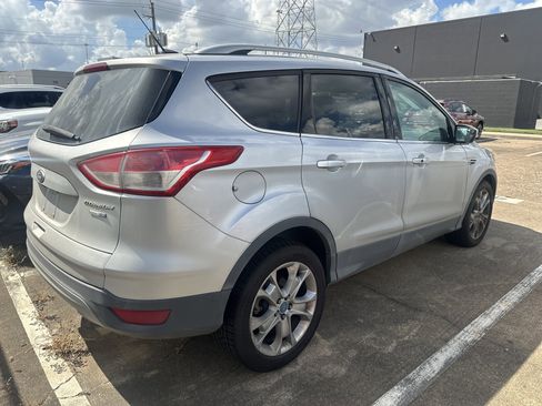 Used 2014 Ford Escape Titanium image 4