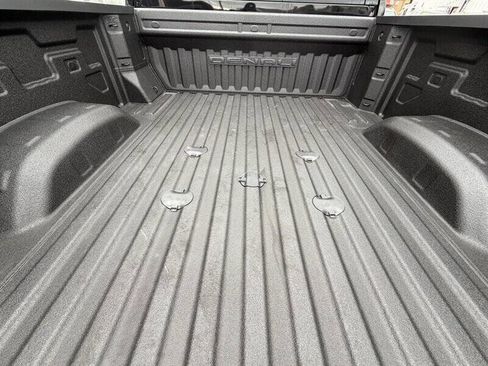 Used 2024 GMC Sierra 2500 Denali w/ Denali Reserve Package image 23