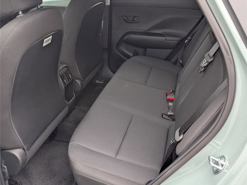 Used 2025 Hyundai Kona SEL image 13