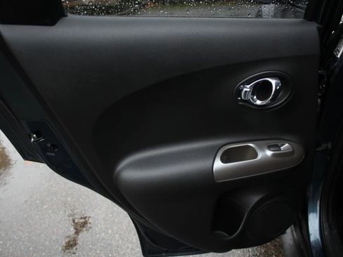 Used 2012 Nissan Juke SL image 29