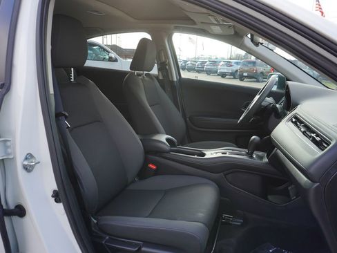 Used 2021 Honda HR-V EX image 29