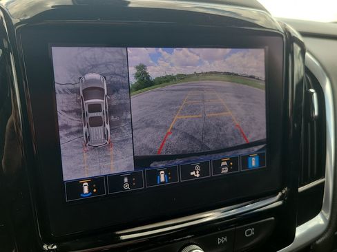 Used 2023 Chevrolet Traverse High Country w/ LPO, Floor Liner Package AWD/4WD image 28