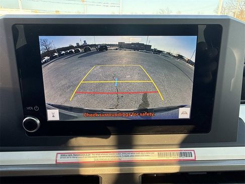 Used 2024 Toyota Tacoma TRD Sport image 20