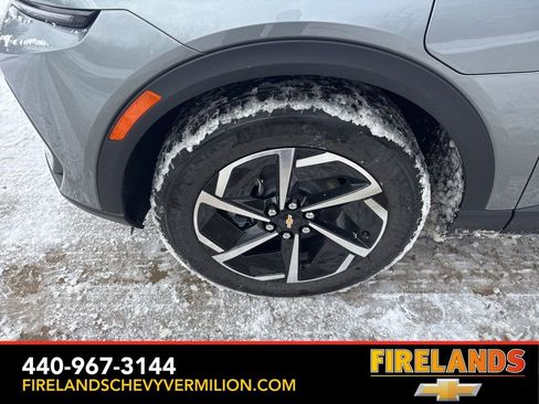 New 2026 Chevrolet Equinox EV LT image 59