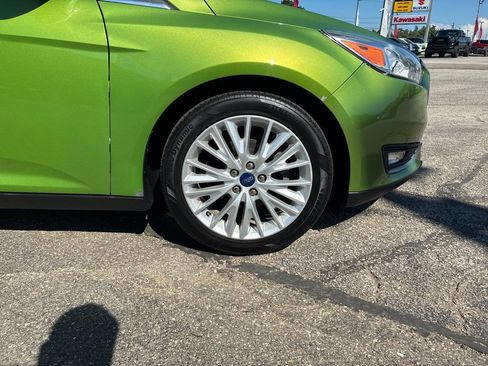 Used 2018 Ford Focus Titanium FWD image 9