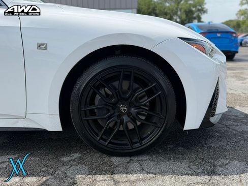 Used 2021 Lexus IS 350 F Sport w/ Dynamic Handling Package AWD/4WD image 9