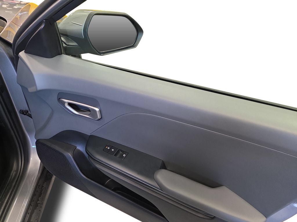 Used 2025 Kia K4 FWD image 23