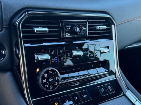 Certified 2025 Nissan Armada PRO-4X w/ Pro-4X Premium Package image 27