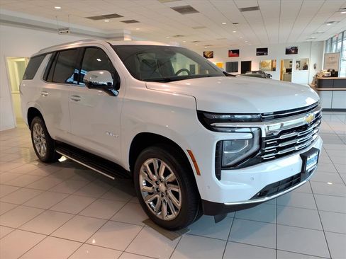 New 2026 Chevrolet Tahoe Premier w/ Sun And Tow Package AWD/4WD image 2