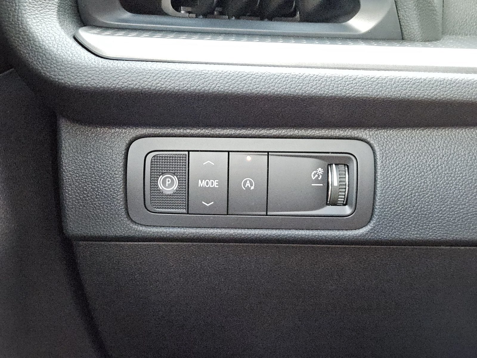 New 2027 Chevrolet Traverse LT FWD image 22